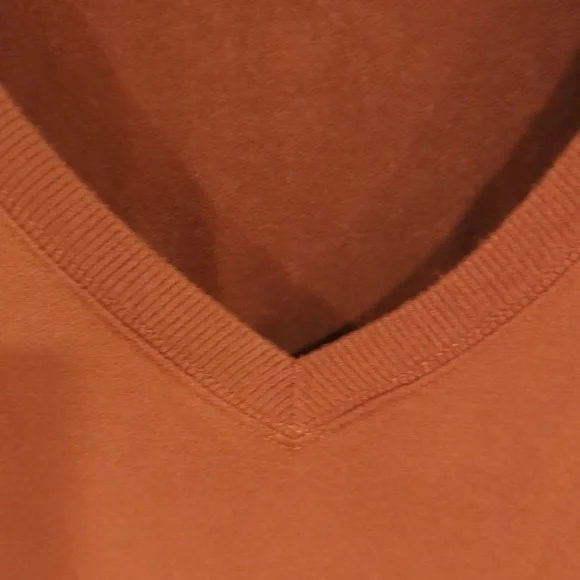 Athleta Rust Color V Neck Sweatshirt. Size M - Picture 5 of 8